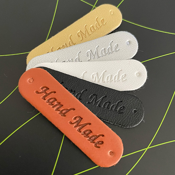 Hand Made label, guld, kunstlæder, 11x45 mm