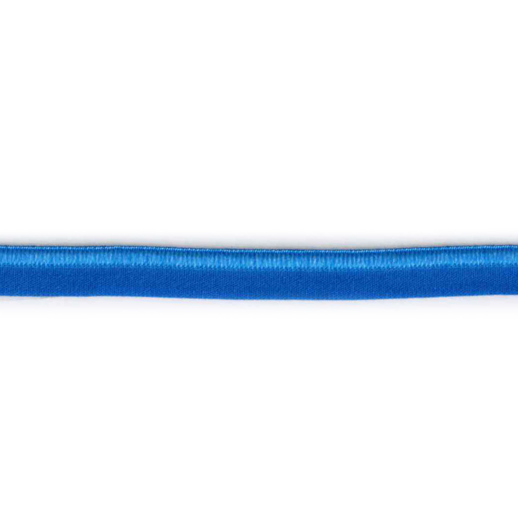 352