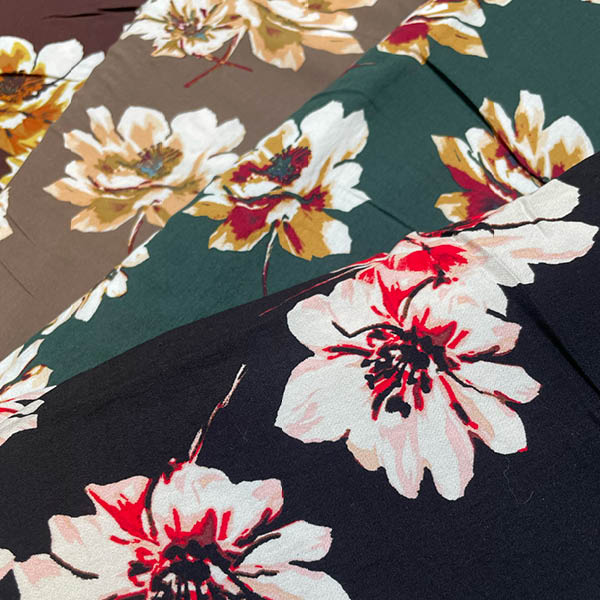 Viscose m/Blomster, 1450 mm dubl., grøn